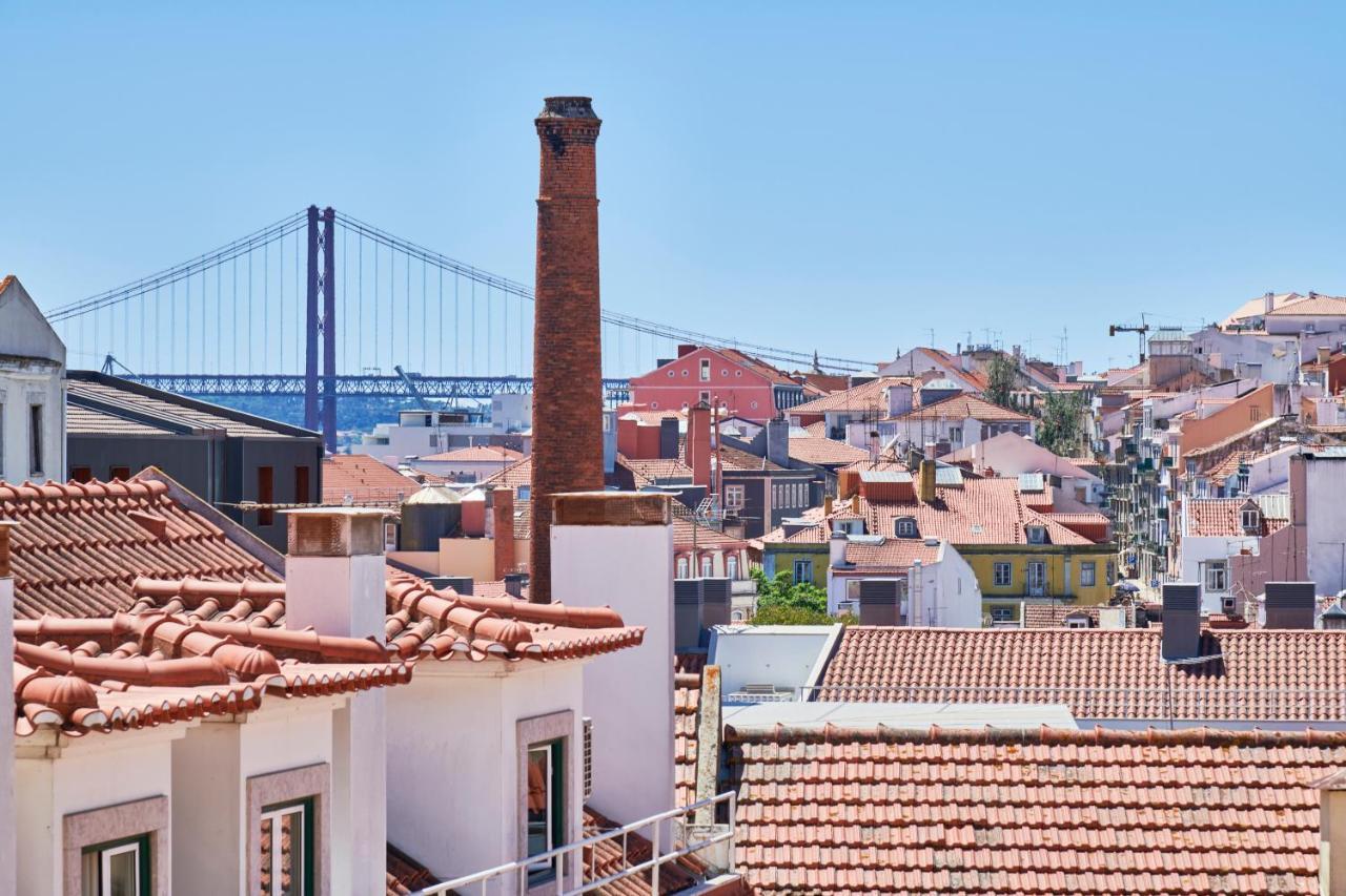 Light Filled Apartment Near Chiado, By Timecooler 리스본 외부 사진