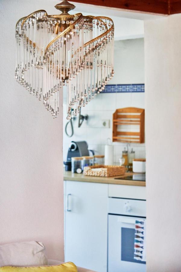 Light Filled Apartment Near Chiado, By Timecooler 리스본 외부 사진